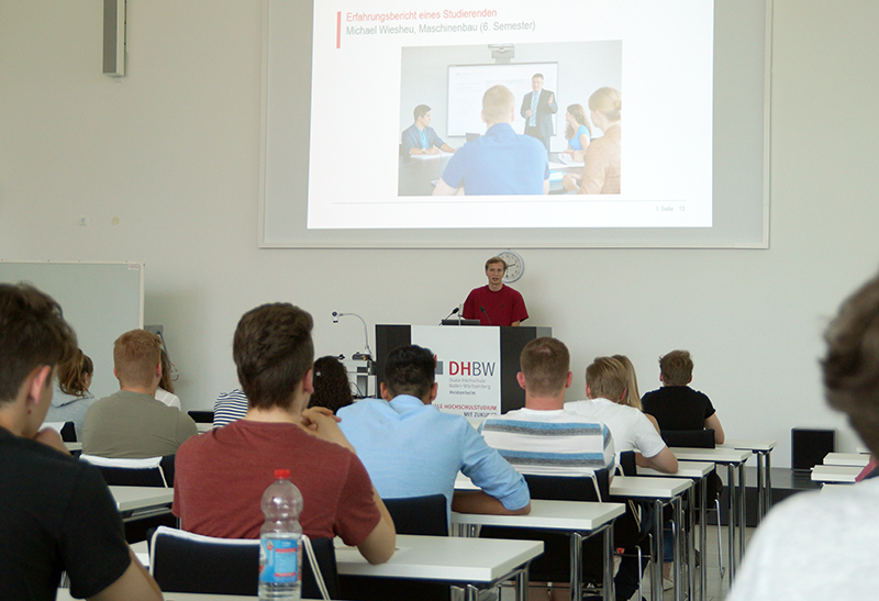 Mentor Michael Wiesheu gibt Einblicke in sein Studium