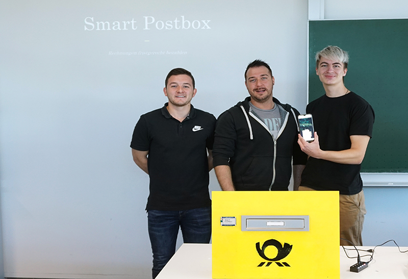 Projektgruppe "Smart Post Box"