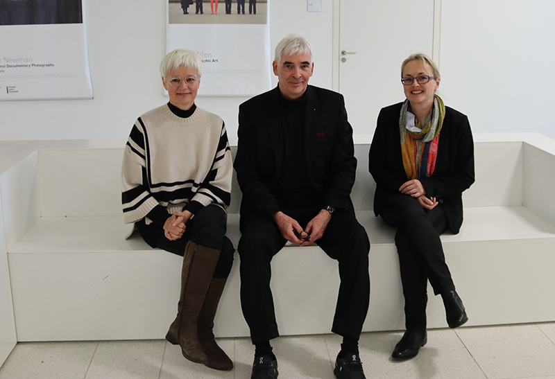 v. l.: Prof. Dr. Simone Maier, Gastdozent Peter Frieß und Dr. Stefanie Sachsenmaier