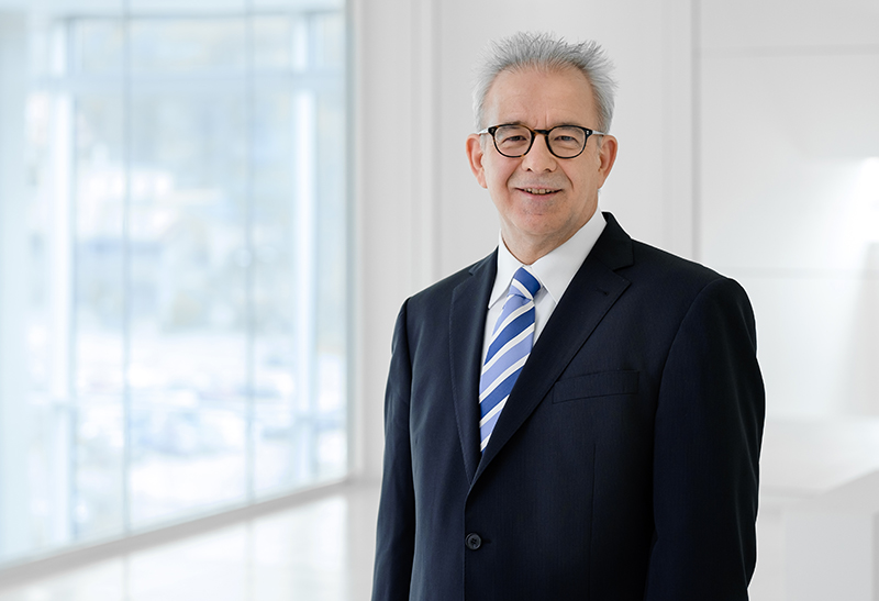 Prof. Dr. Manfred Schlund Prof. Dr. Manfred Schlund