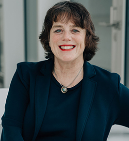 Andrea Helmer-Denzel