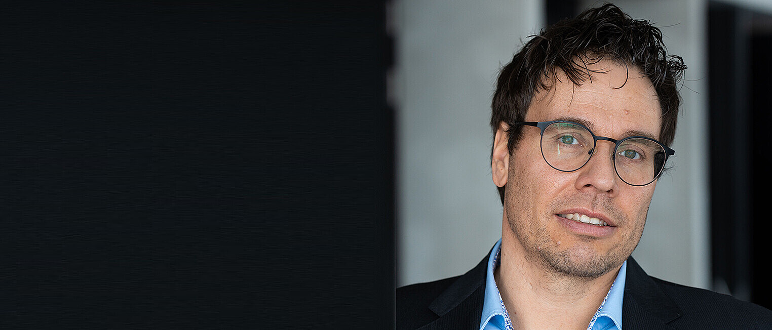 Prof. Dr. Jürgen Hilp, Studiengansleiter BWL - Versicherung