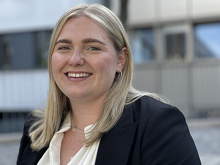 Absolventin Lara Loeprecht