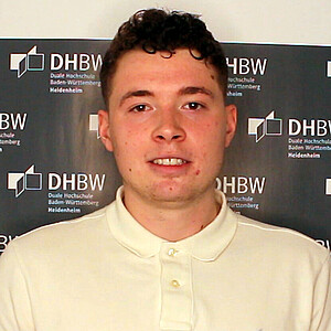 Leon Bamesreiter, BWL - Bank