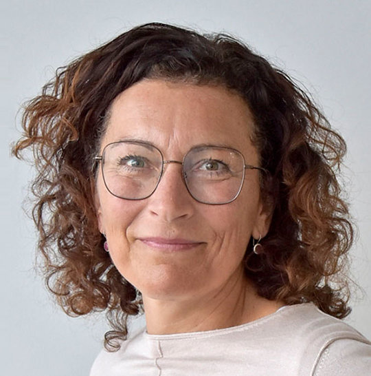 Gabriele Müller Gabriele Müller referiert an den Frauenwirtschaftstagen