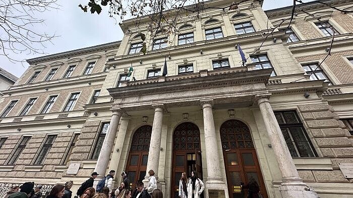 Ungarn_BBS_Hauptgebäude