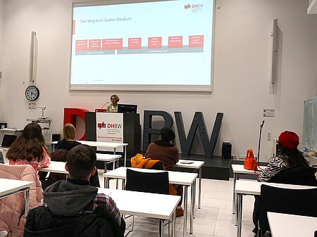 Infoveranstaltung für ukrainische Studieninteressierte