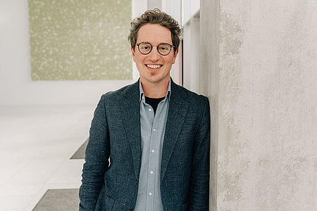 Prof. Dr. Christopher Romanowski-Kirchner - Studiengangsleiter Kinder- und Jugendhilfe