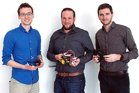 Studierende steuern Auto mit Gedanken