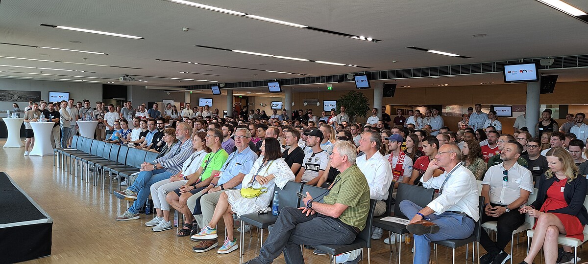 Alumni-Event; Versammlung