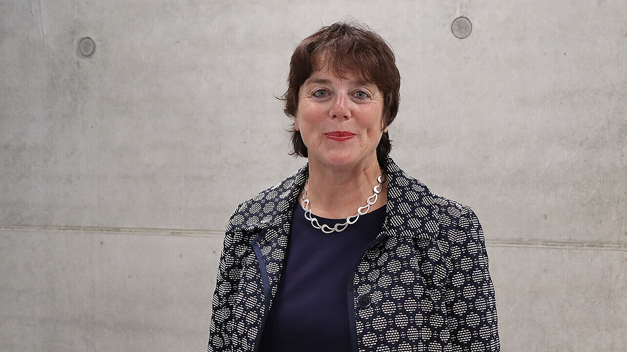 Prof. Dr. Andrea Helmer-Denzel, Studiengansleiterin Case Management im Sozial- und Gesundheitswesen, Studiengangsleiterin Soziale Arbeit mit älteren Menschen / Bürgerliches Engagement, Örtliche Gleichstellungsbeauftragte